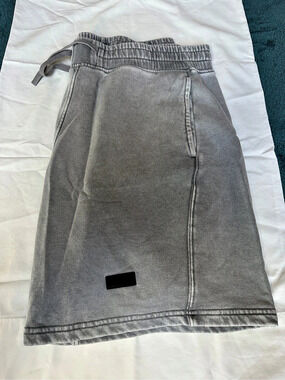 Move Men's Gray Athletic Shorts XL
